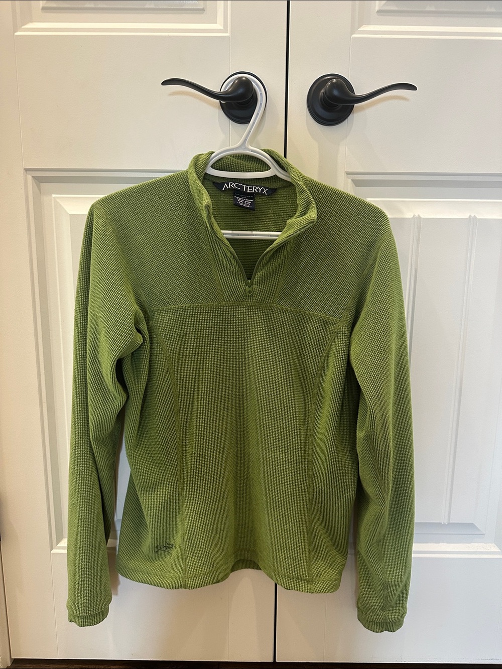 Arc’teryx women’s top